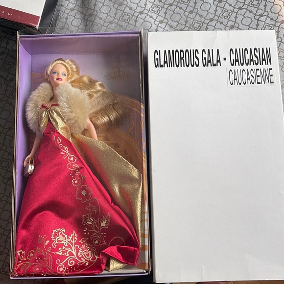 Vintage glamorous gala Barbie - Picture 1 of 4